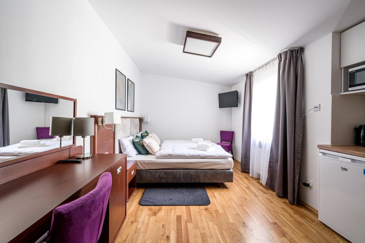 On/Set Aparthotel Krakow Exterior photo