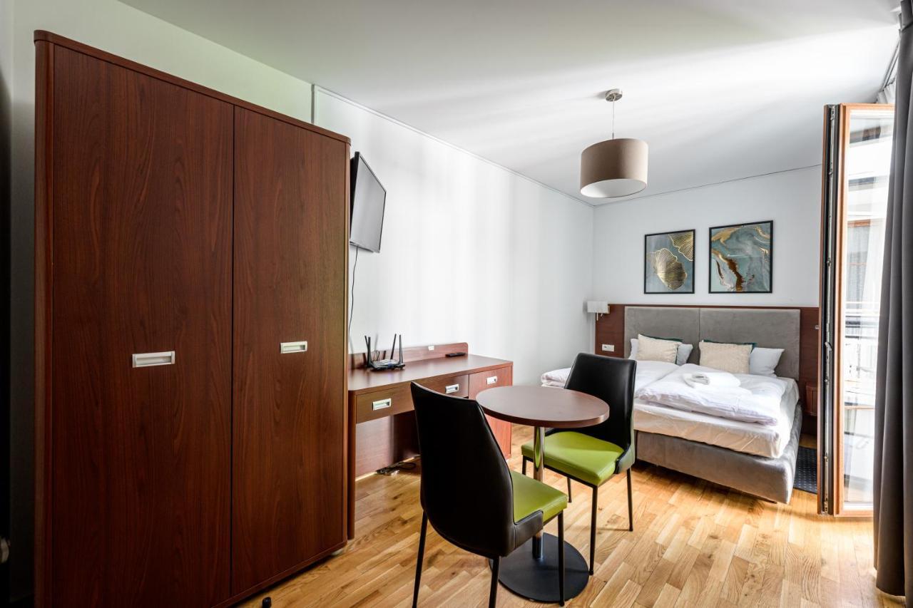 On/Set Aparthotel Krakow Exterior photo