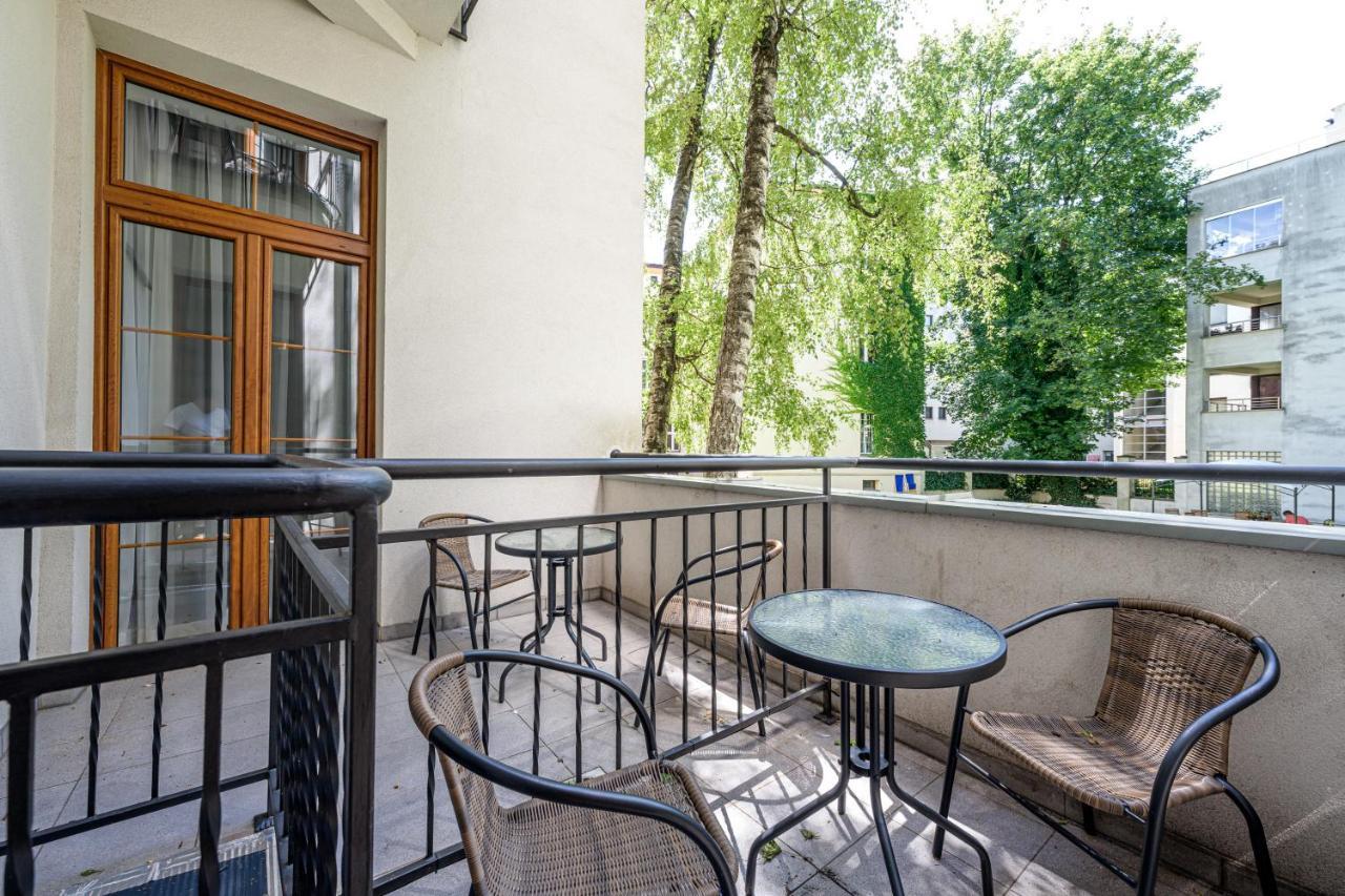 On/Set Aparthotel Krakow Exterior photo